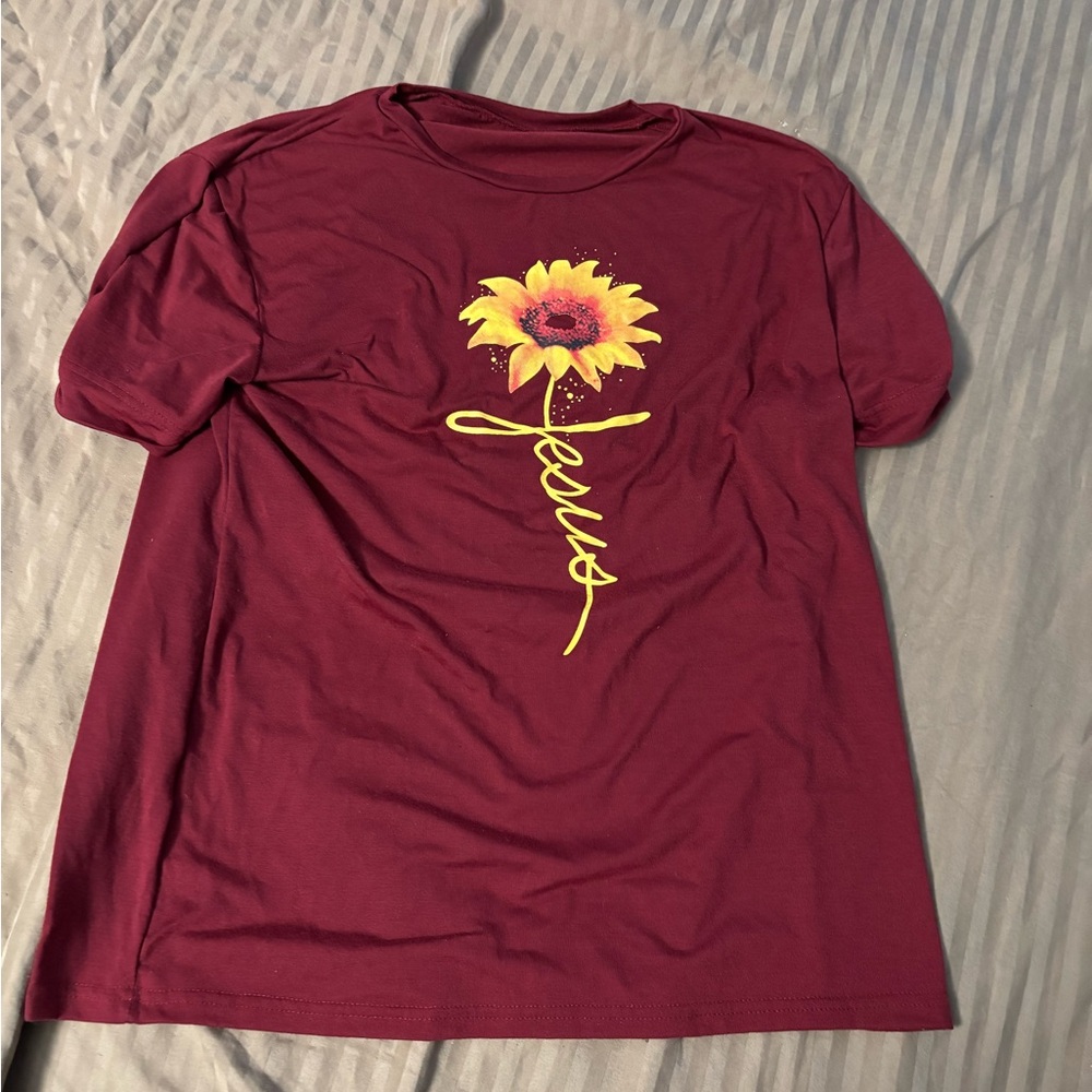 Burgundy T-Shirt with Yellow Sunflower Design Large
